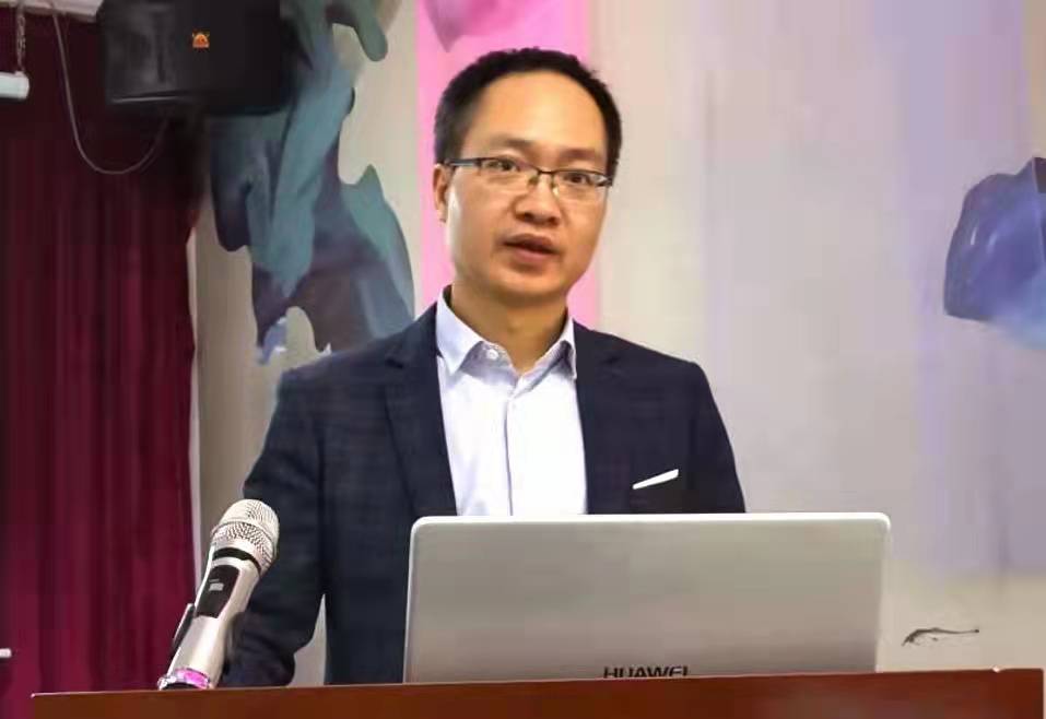 袁敬华 副会长